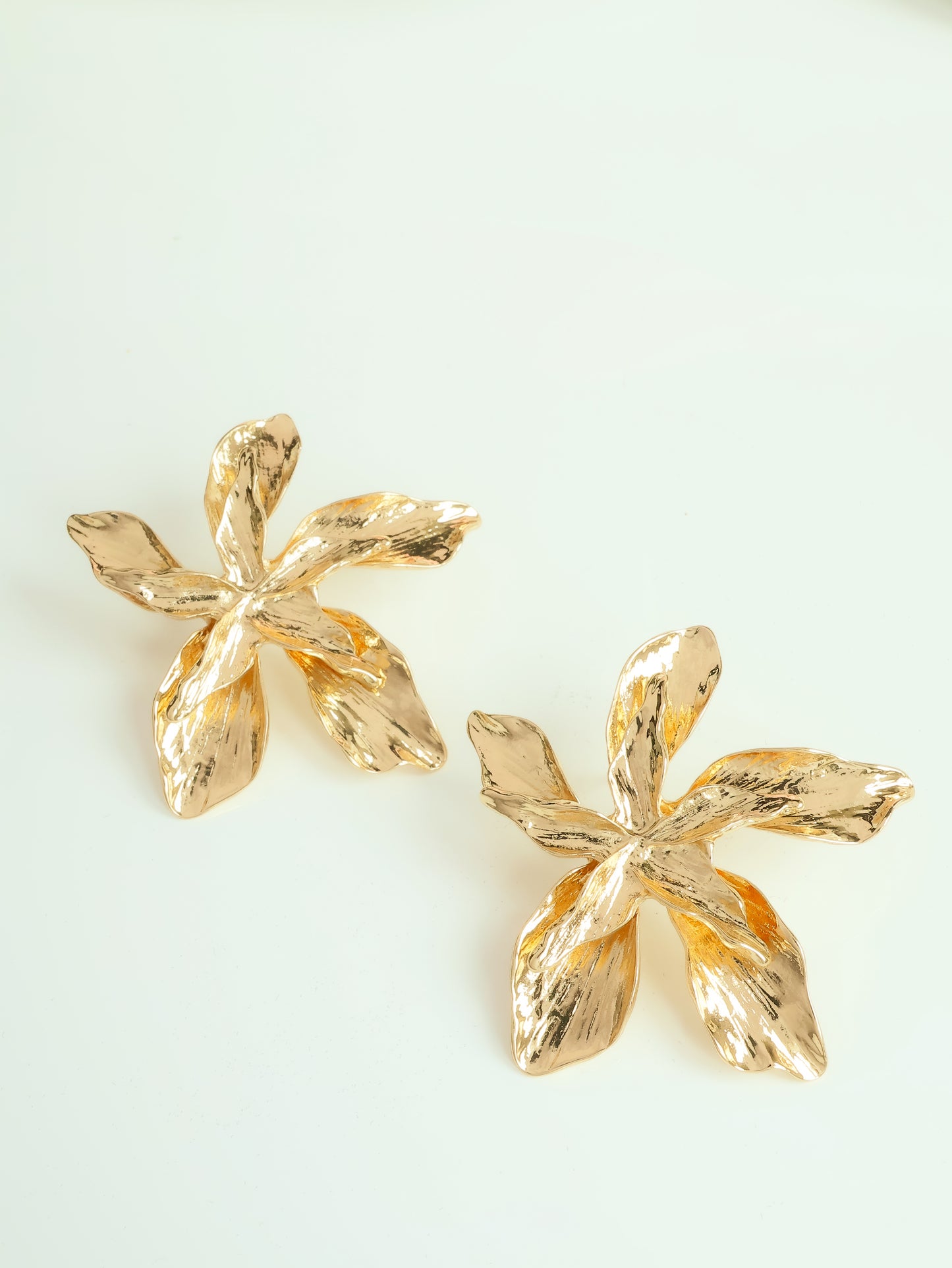 GERANIUM EARRINGS