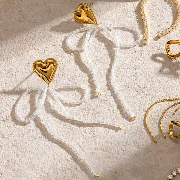 Dreamy heart pearl bow earrings