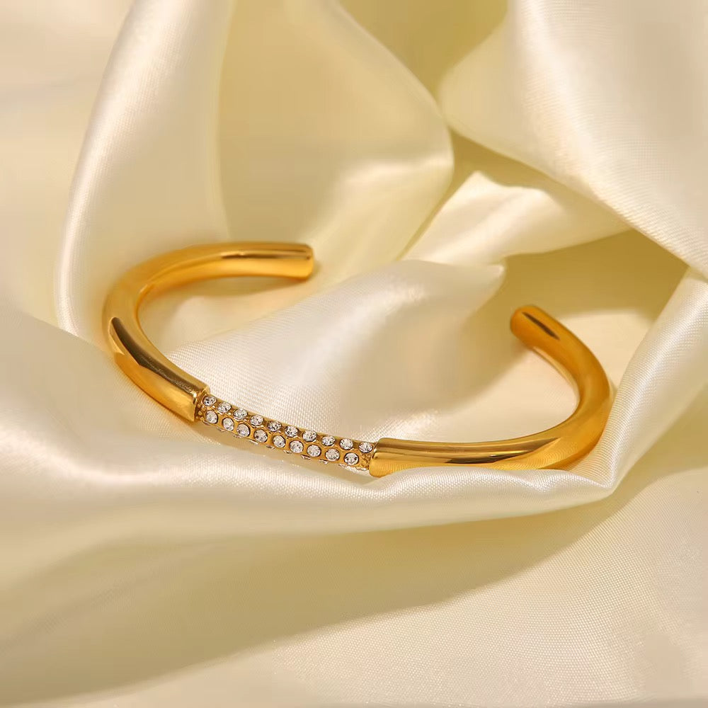 DIAMOND ALLURE CUFF BRACELET