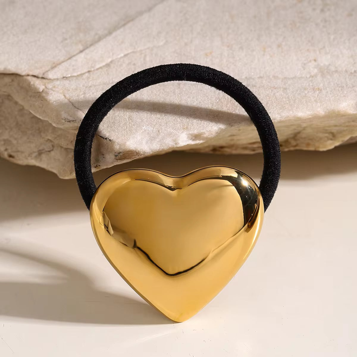 GOLD HEART HAIRTIE