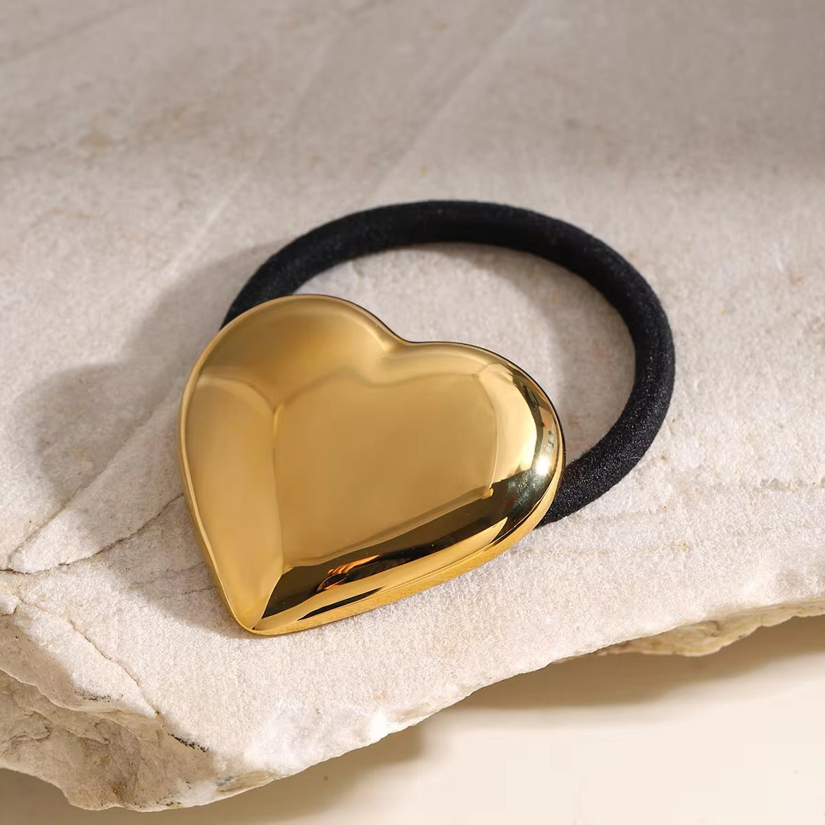 GOLD HEART HAIRTIE