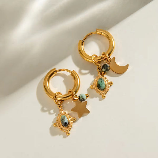 Dreamy star huggie earrings