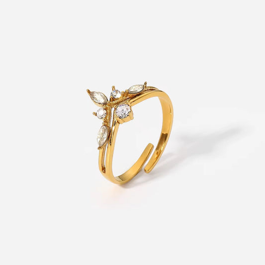 Majestic diamond crown ring