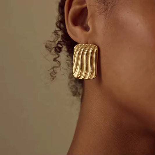 Cosmic textured studs