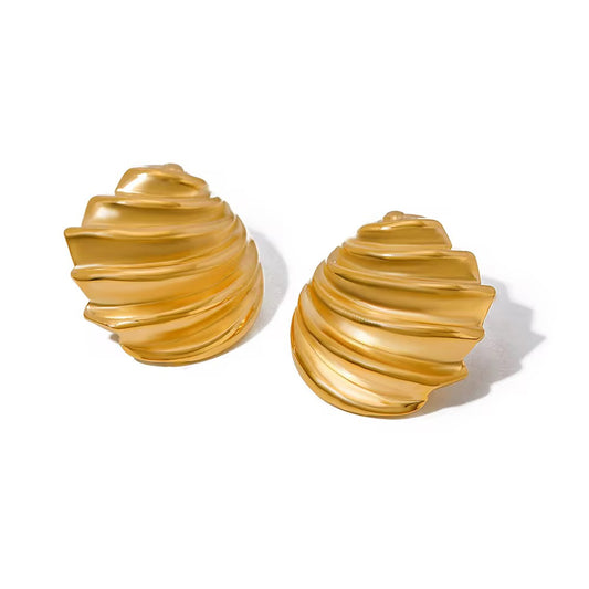 Croissant rays studs
