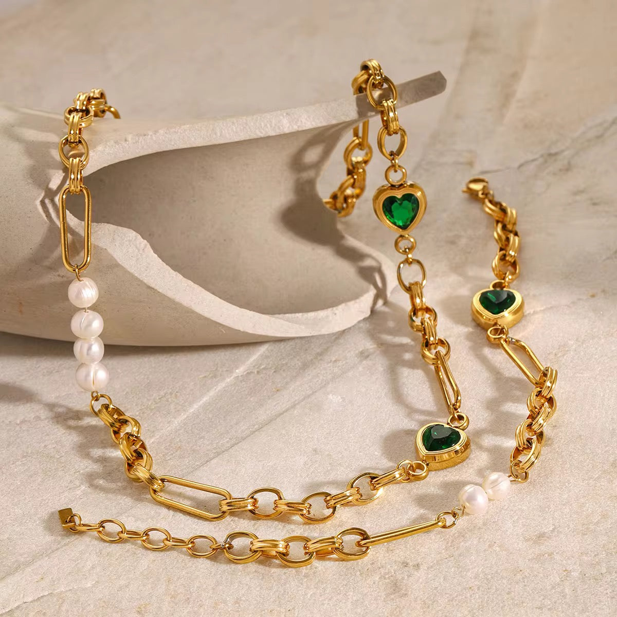 Emerald heart love bracelet