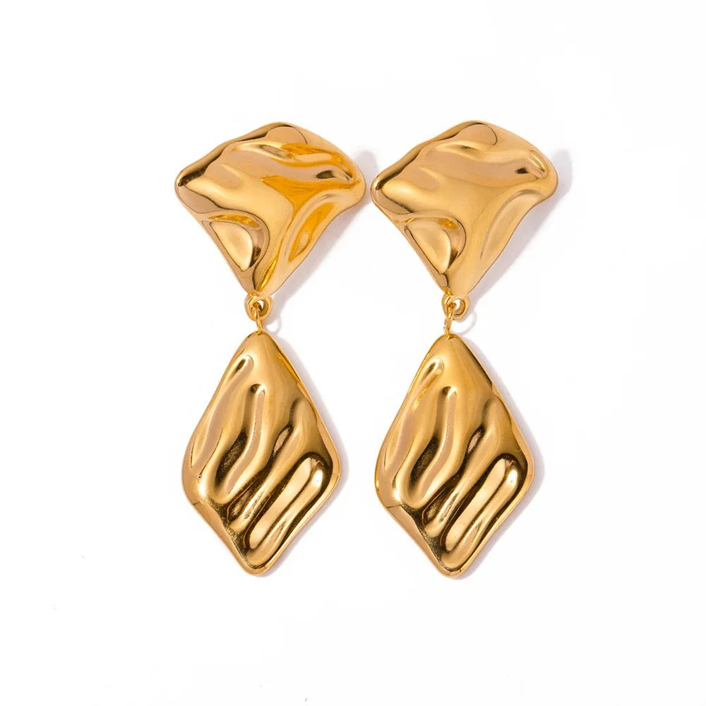 LEAF DROP GOLD EARRINGS