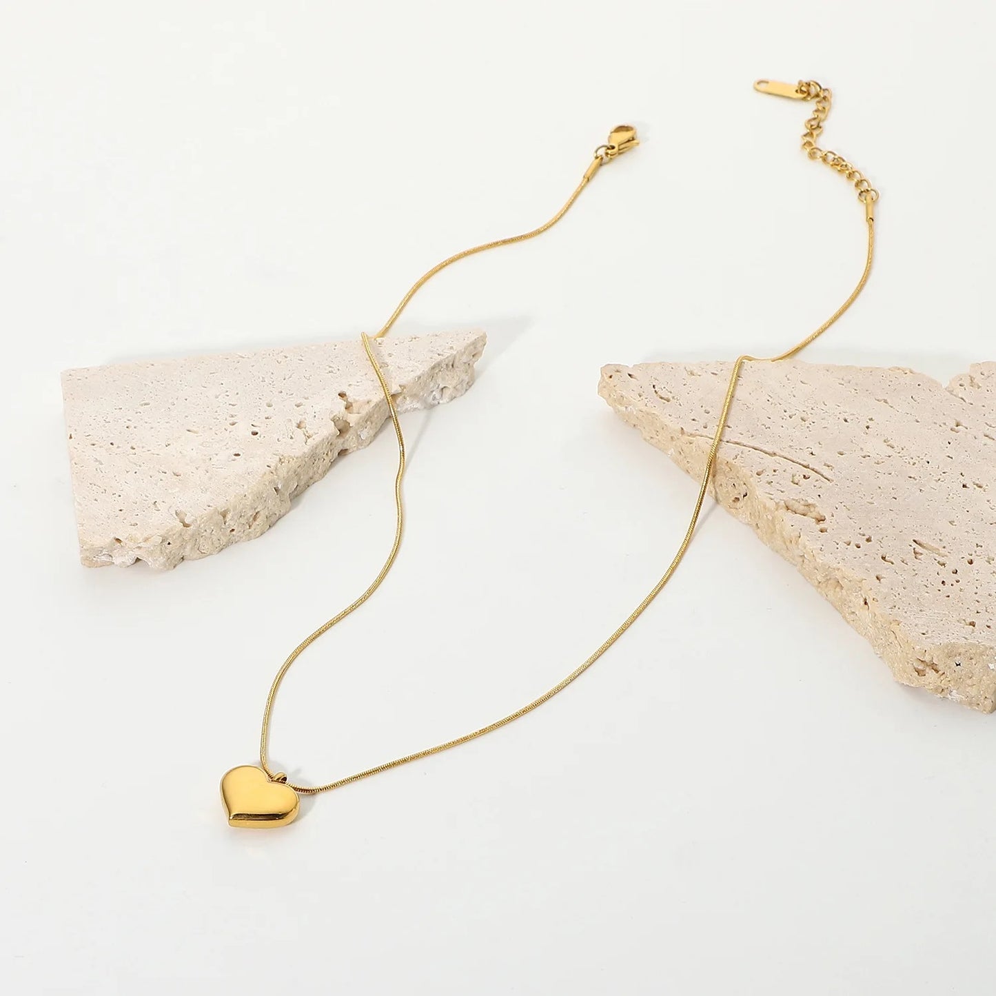 OLIVIA HEART NECKLACE