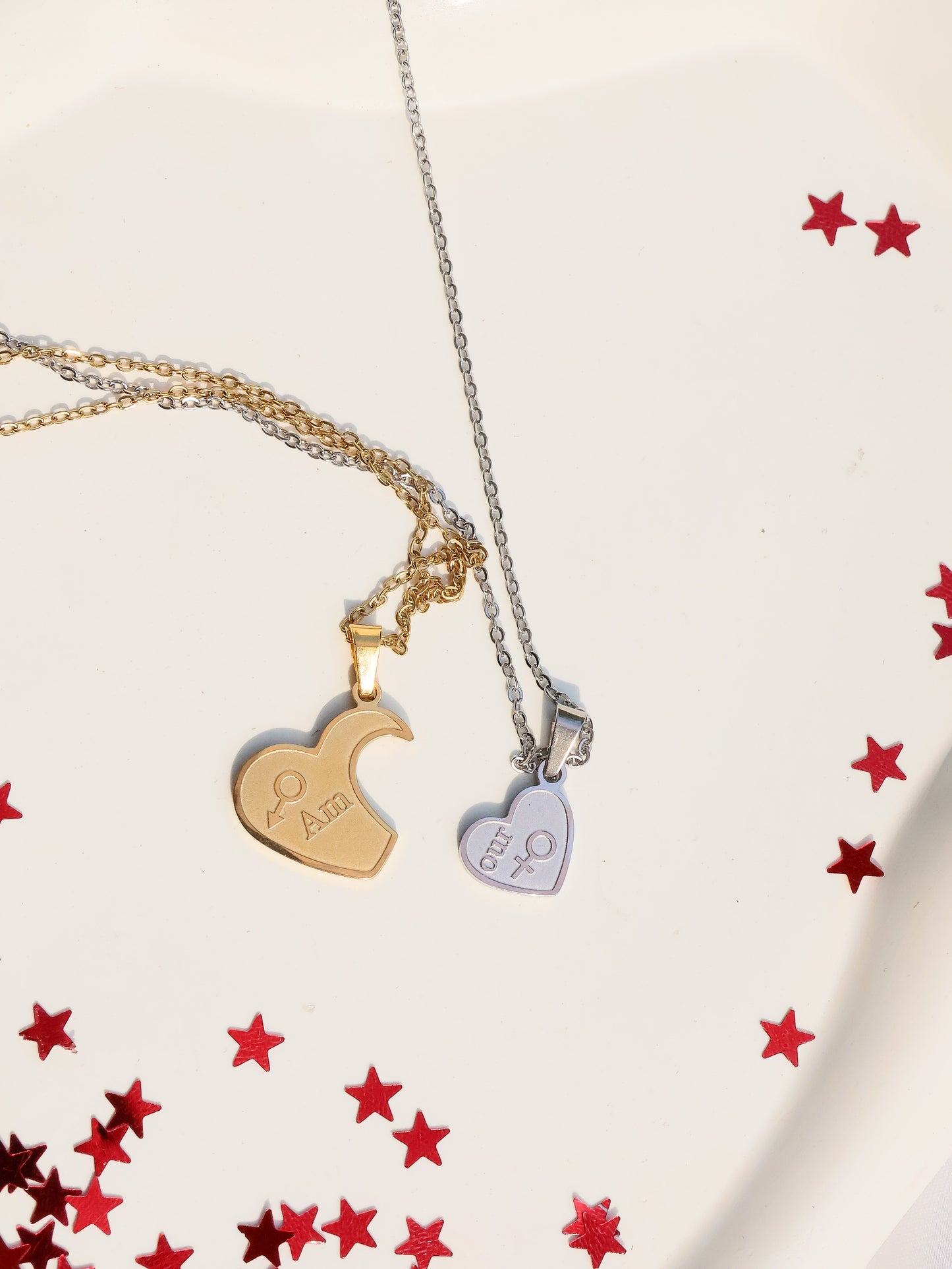AMOUR FITS IN HEART NECKLACE